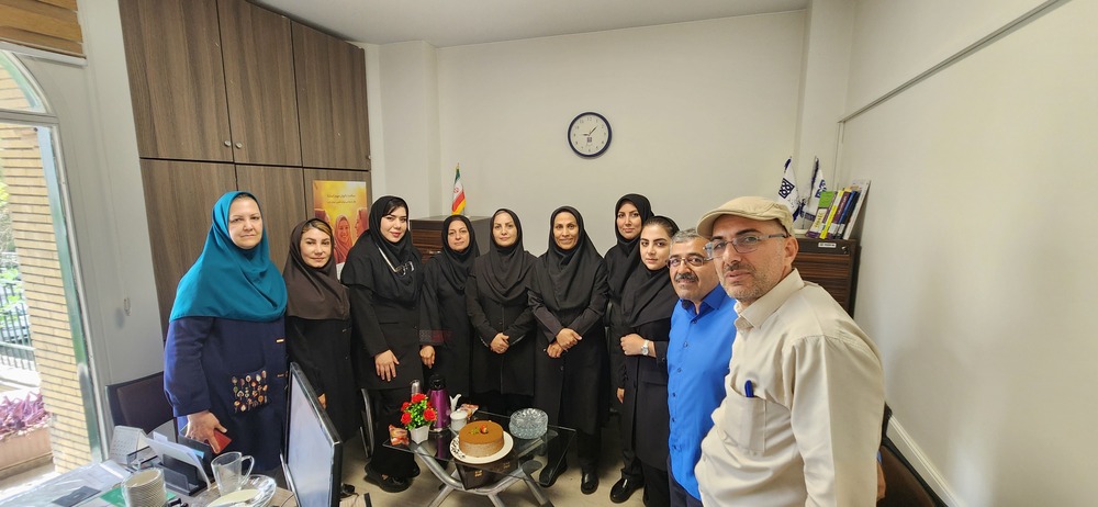 برگزاری مراسم بزرگداشت مقام استاد و هفته آموزش  توسط واحد آموزش دانشکده پیراپزشکی